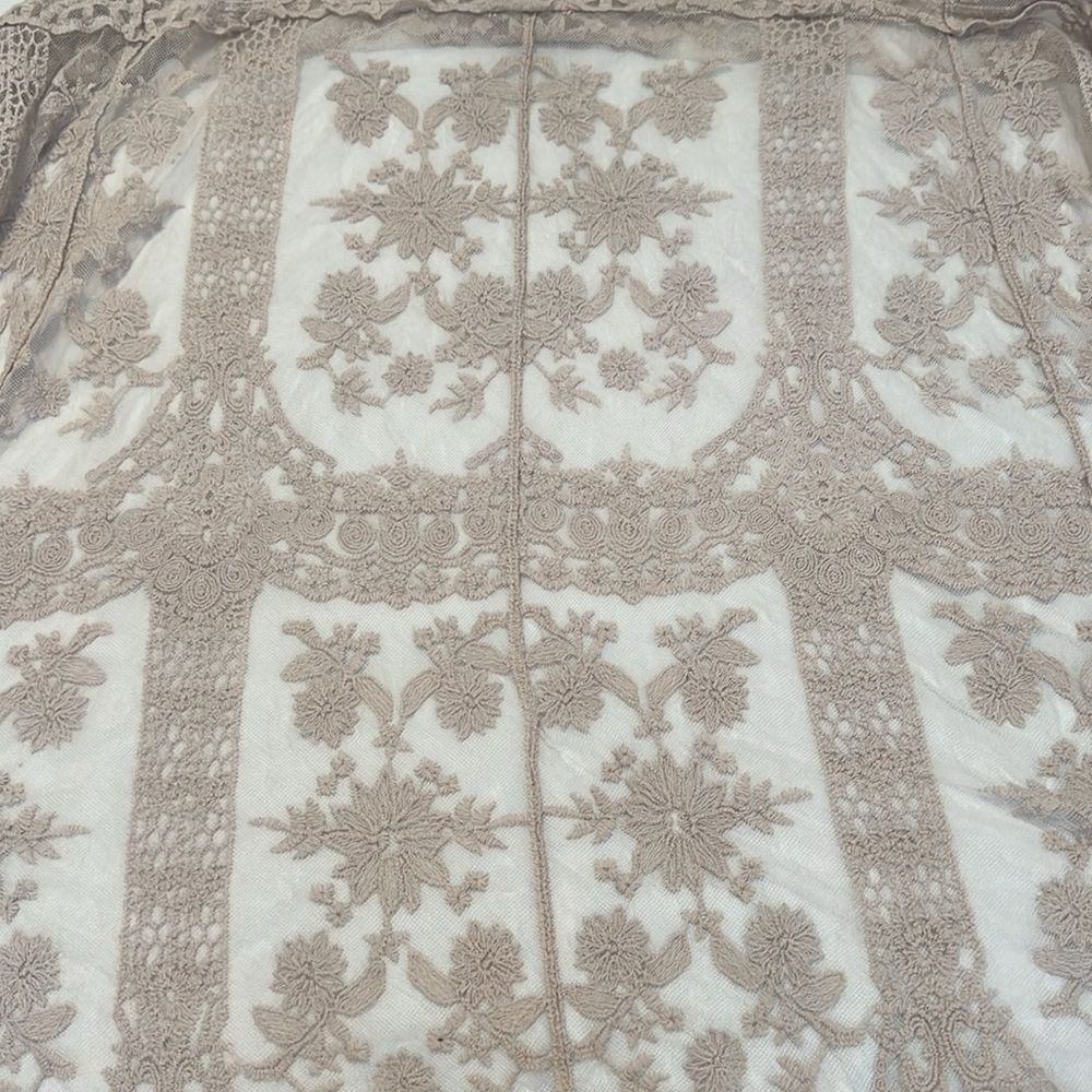 NWT Rebellion szS “oatmeal” color long lace embroidered vest cover up kimono - Picture 11 of 15
